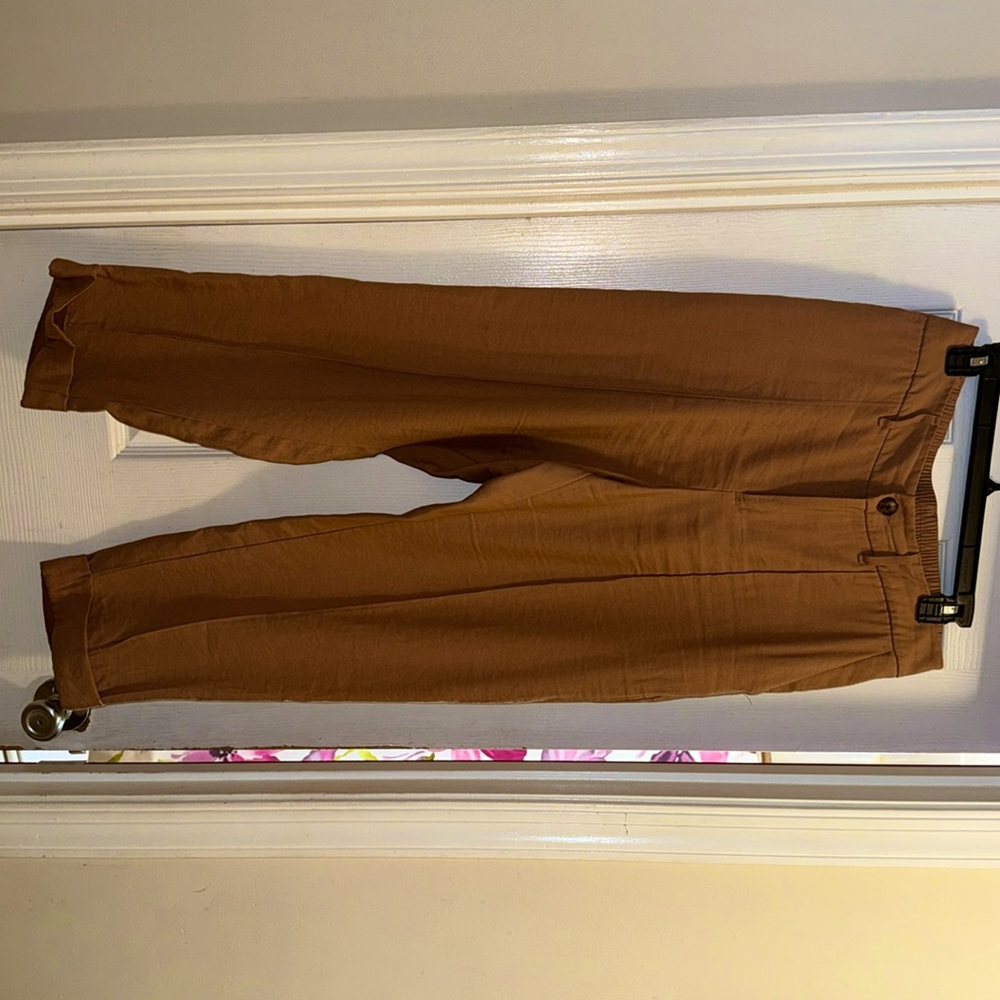 Women’s slim straight high rise ankle pants in Size 10